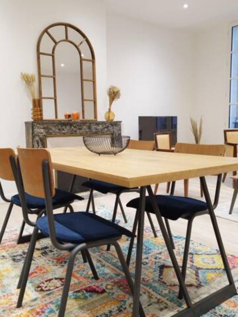 Photo de la pièce à vivre d'un logement airbnb